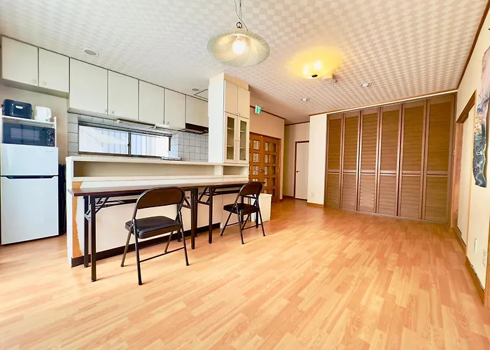 Family Or Business Travel 20 Percent Off 20 Guests 144Sqm Free Ikebukuro Shuttle 2 Kitchens Bathrooms 4 Bedrooms