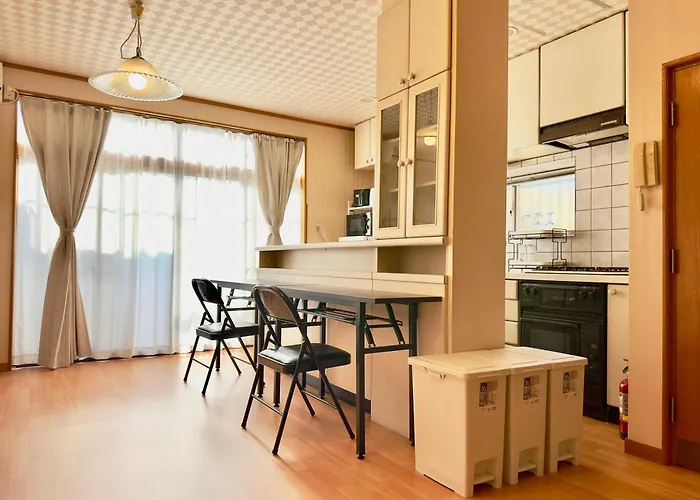 Family Or Business Travel 20 Percent Off 20 Guests 144Sqm Free Ikebukuro Shuttle 2 Kitchens Bathrooms 4 Bedrooms