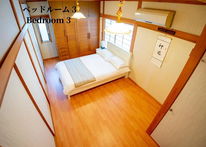 Family Or Business Travel 20 Percent Off 20 Guests 144Sqm Free Ikebukuro Shuttle 2 Kitchens Bathrooms 4 Bedrooms